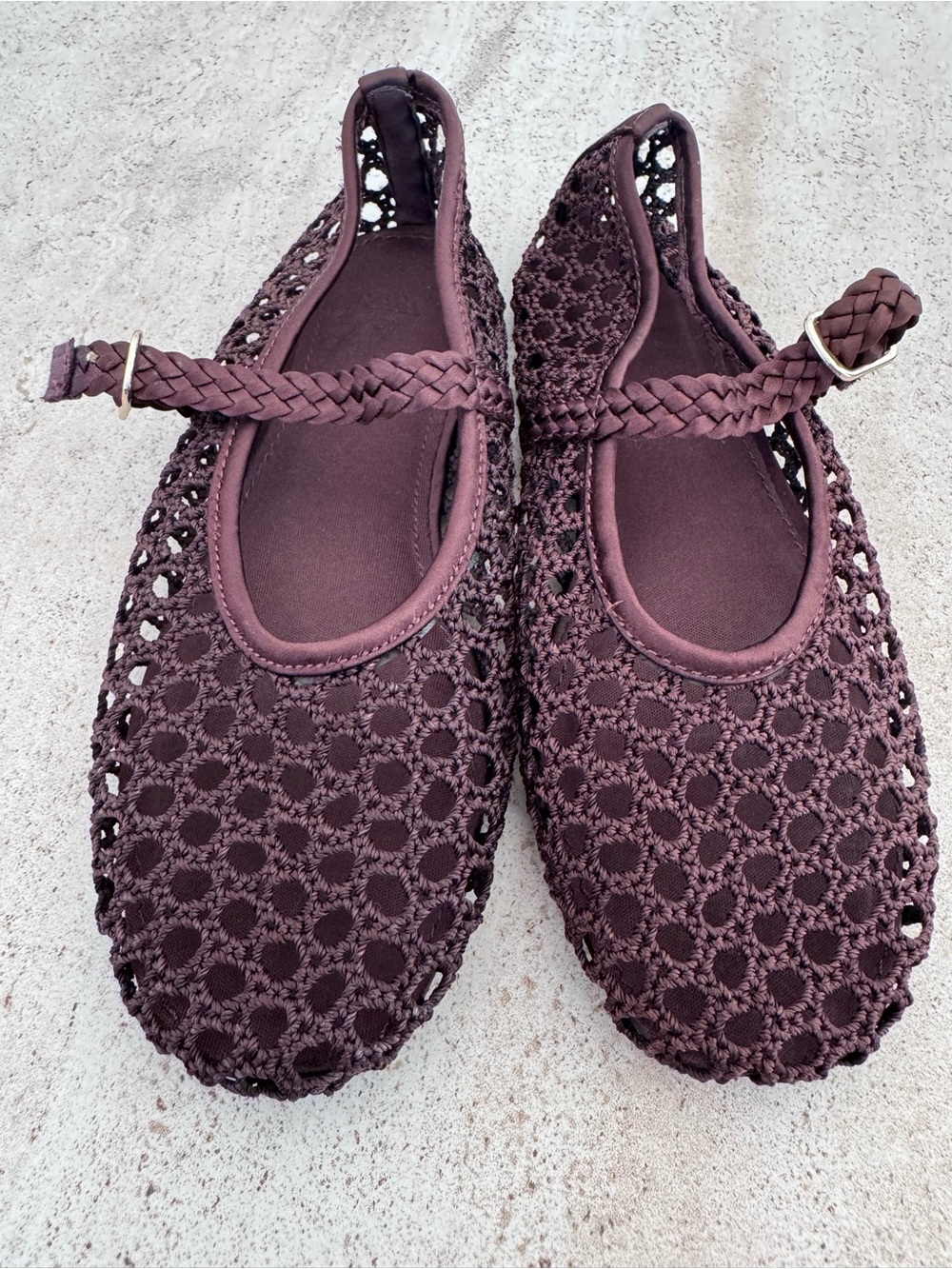 Zara Braided Crochet Mary Jane Flats in brown. Size 30 or 12